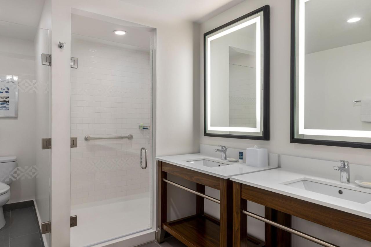 Four Points By Sheraton Monterrey Airport Apodaca Bagian luar foto
