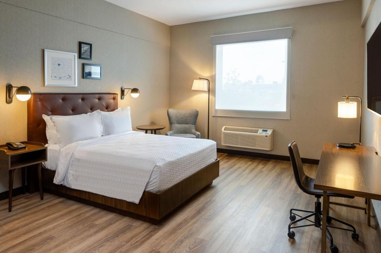 Four Points By Sheraton Monterrey Airport Apodaca Bagian luar foto