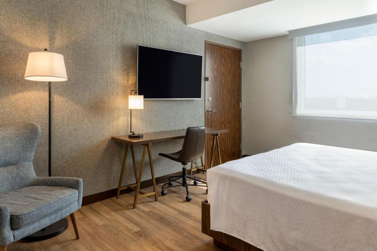 Four Points By Sheraton Monterrey Airport Apodaca Bagian luar foto